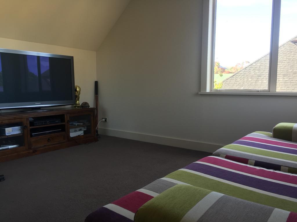 Davidsons Luxury Homestay Lower Hutt Exterior photo